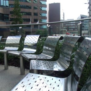 Curved seating outdoor using individual seats.