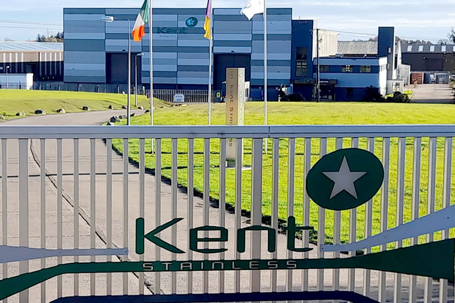 Kents Stainless, Ardcavan, Wexford

Photograph by Jim Campbell Photography (Wexford)
Phone: 00353 (0)87 343 4932
Web: https://warlens.co.uk/
email : campbell.pressfoto@gmail.com